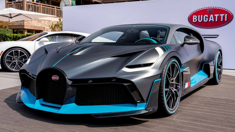 Một trong 40 chiếc Bugatti Divo đang được bán với giá 7,5 triệu USD (hơn 173 tỷ đồng)