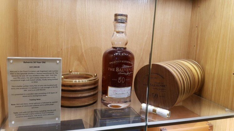 Chia sẻ về rượu whisky