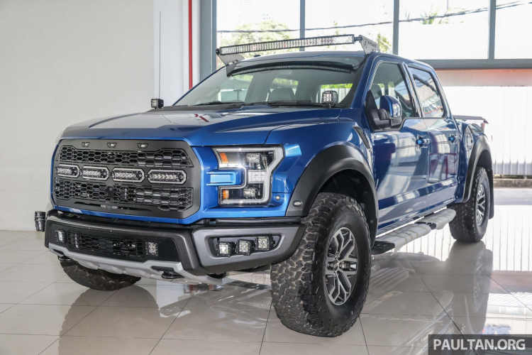 Bán tải Ford F-150 Raptor lắp ráp tại Malaysia có giá từ 4,4 tỷ đồng