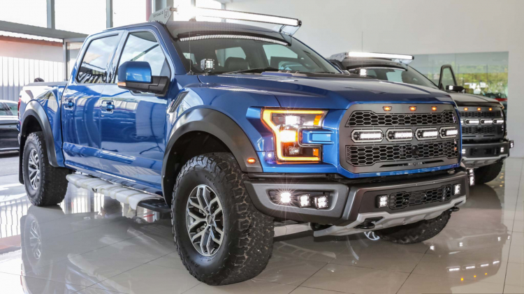 Bán tải Ford F-150 Raptor lắp ráp tại Malaysia có giá từ 4,4 tỷ đồng