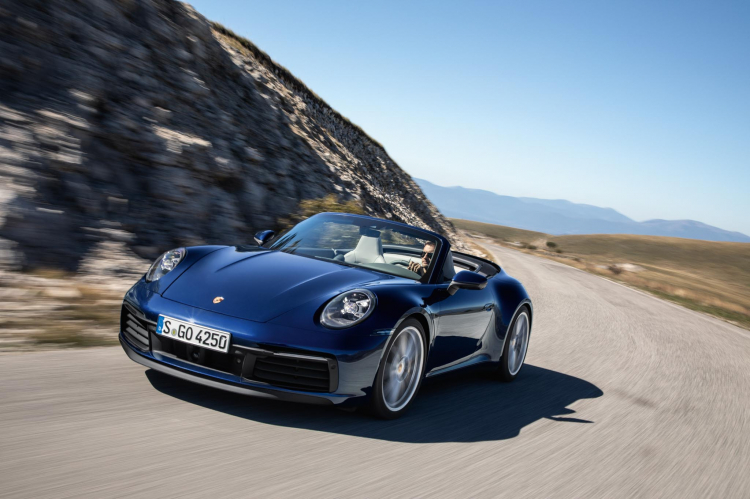 Porsche 911 mui trần (cabriolet) thế hệ mới có giá từ 8,4 tỷ đồng tại Việt Nam