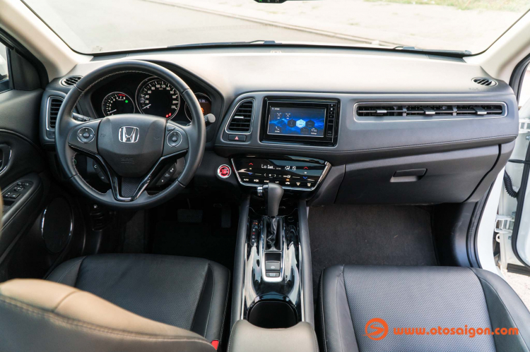 Đánh giá Honda HR-V - đẹp là ưu thế