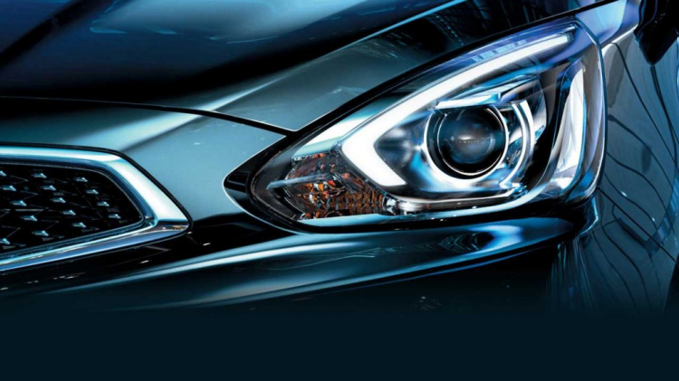 Có nên độ đèn từ halogen lên bi xenon? Có nên độ đèn từ halogen lên bi xenon?