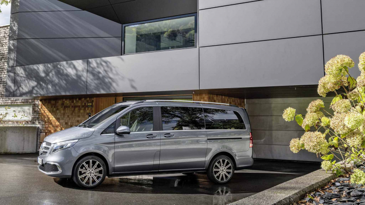 Mercedes-Benz giới thiệu V-Class 2019: Thiết kế cao cấp hơn, trang bị động cơ và hộp số 9 cấp mới