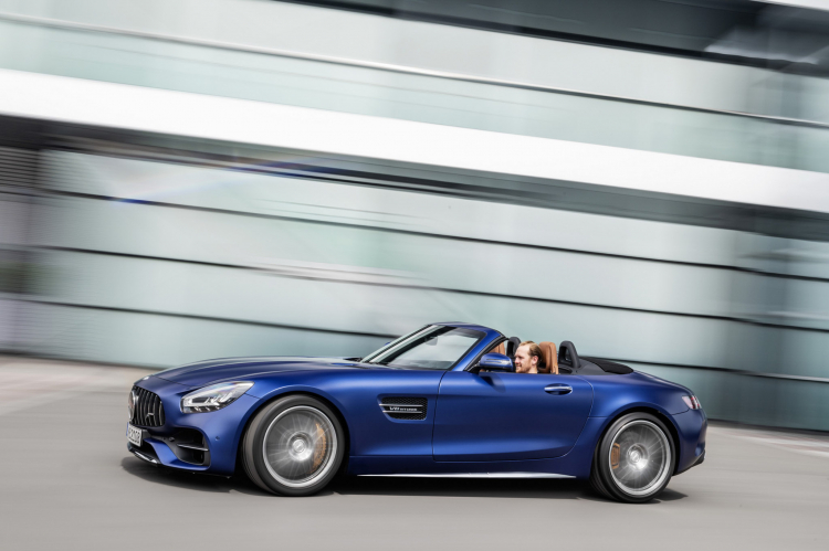 Siêu xe Mercedes-AMG GT 2020 đã có giá bán từ 153.413 USD