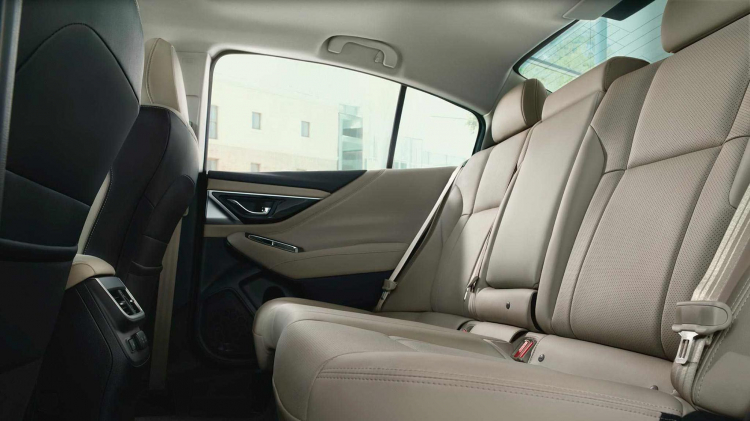 Subaru Legacy thế hệ mới ra mắt; đổi mới thiết kế; có thêm động cơ 2.4L tăng áp Subaru Legacy thế hệ mới ra mắt; đổi mới thiết kế; có thêm động cơ 2.4L tăng áp