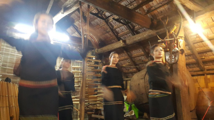 Sài Gòn - Buôn Ma Thuột Sài Gòn - Buôn Ma Thuột