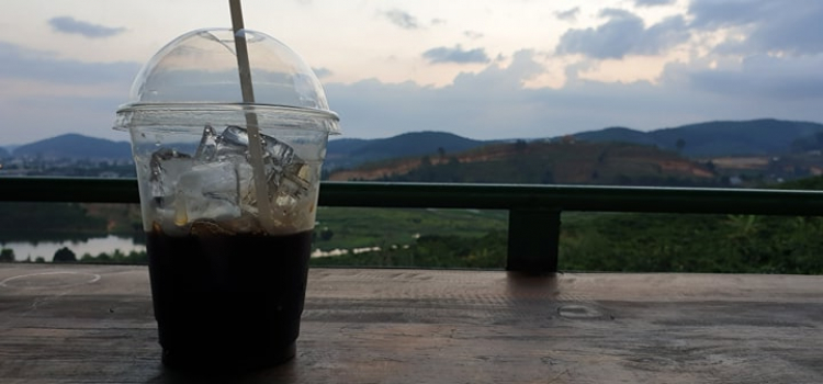10 h đêm - cuồng chân - và thế là ... 10 h đêm - cuồng chân - và thế là ...
