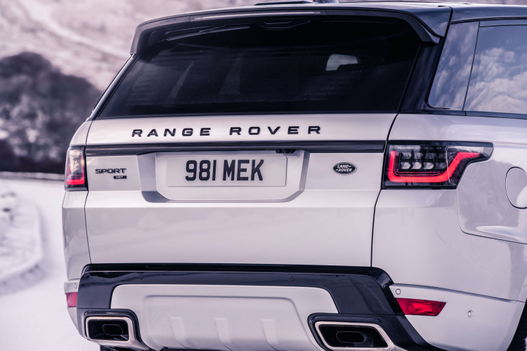 Ra mắt Range Rover Sport HST hybrid mới: máy 6 xy-lanh 3.0L tăng áp kết hợp với bộ siêu nạp điện