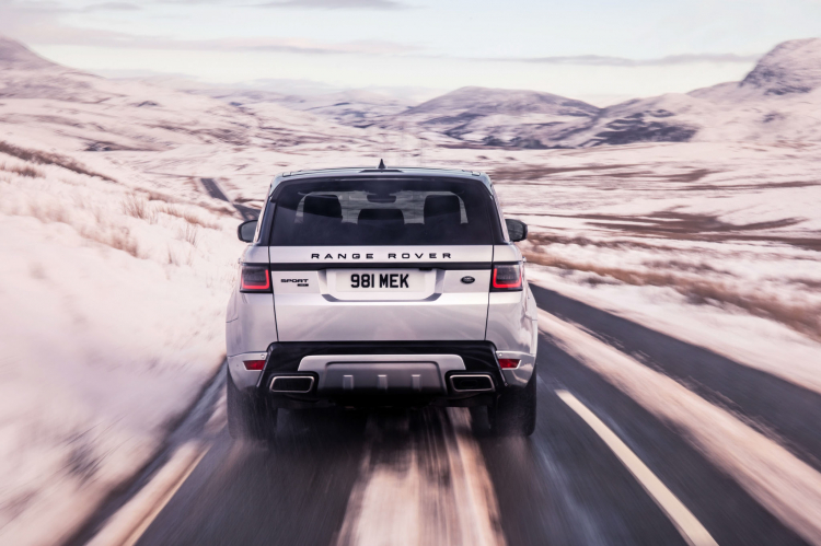 Ra mắt Range Rover Sport HST hybrid mới: máy 6 xy-lanh 3.0L tăng áp kết hợp với bộ siêu nạp điện