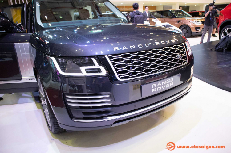 Range Rover phiên bản Autobiography LWB 2019 nhập tư chào giá hơn 13 tỷ đồng tại Việt Nam