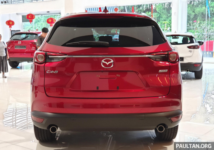 Mazda giới thiệu CX-8 tại Malaysia; 2 phiên bản động cơ xăng và dầu; bỏ ngỏ khả năng về Việt Nam