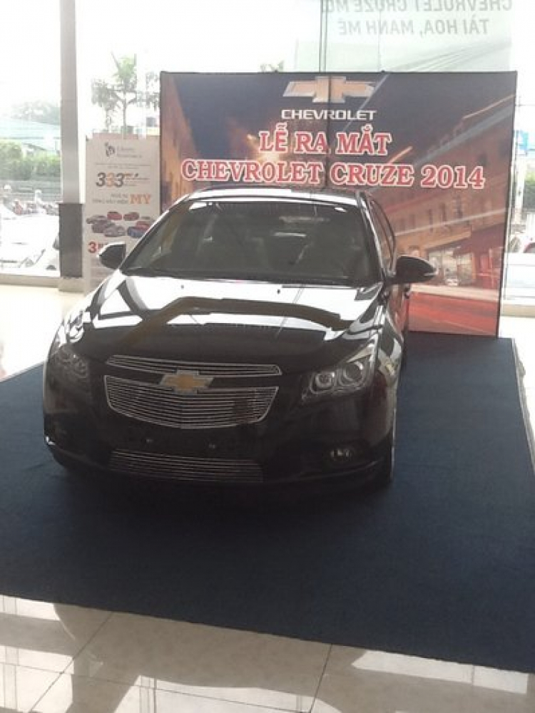 Cruze LS gắn ít đồ chơi ạ