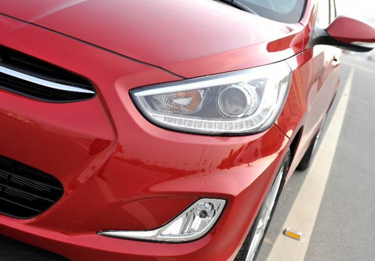 Hyundai Thành Công ra mắt Accent Blue 2015