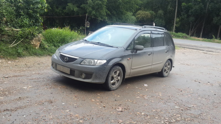 Giá của Mazda Premacy 2003?