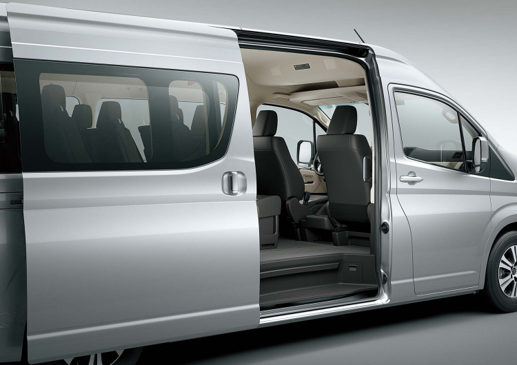 Toyota giới thiệu Hiace thế hệ mới: Đổi mới thiết kế, tăng kích thước, nội thất cao cấp hơn Toyota giới thiệu Hiace thế hệ mới: Đổi mới thiết kế, tăng kích thước, nội thất cao cấp hơn
