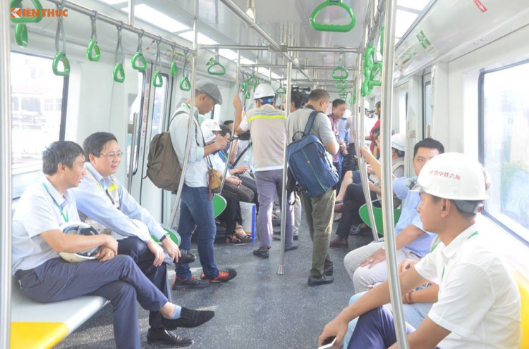 Miễn phí đi tàu trên cao Cát Linh - Hà Đông trong nữa tháng