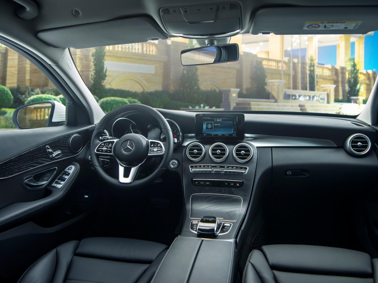 Mercedes-Benz C-Class 2019 ra mắt tại Việt Nam; 03 phiên bản giá từ 1,499 - 1,897 tỷ đồng Mercedes-Benz C-Class 2019 ra mắt tại Việt Nam; 03 phiên bản giá từ 1,499 - 1,897 tỷ đồng