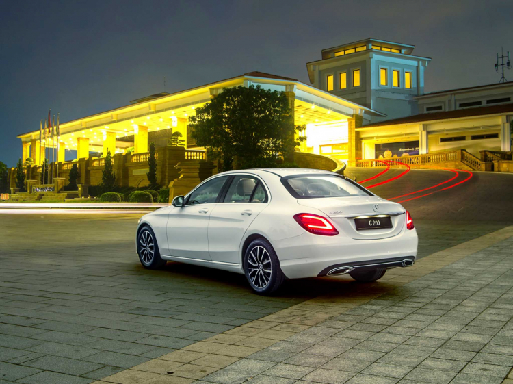 Mercedes-Benz C-Class 2019 ra mắt tại Việt Nam; 03 phiên bản giá từ 1,499 - 1,897 tỷ đồng Mercedes-Benz C-Class 2019 ra mắt tại Việt Nam; 03 phiên bản giá từ 1,499 - 1,897 tỷ đồng