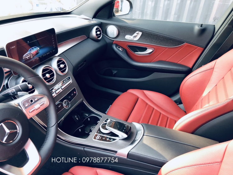 Mercedes-Benz C-Class 2019 ra mắt tại Việt Nam; 03 phiên bản giá từ 1,499 - 1,897 tỷ đồng