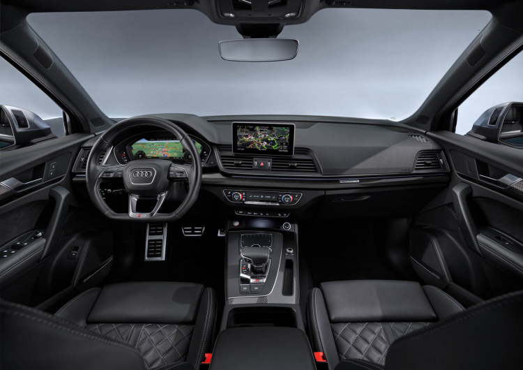 Audi giới thiệu SQ5 TDI mới: máy dầu V6 3.0L tăng áp lai điện; mô men xoắn lên đến 700Nm