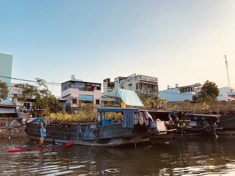 KAYAK GIỮA LÒNG SÀI GÒN KAYAK GIỮA LÒNG SÀI GÒN