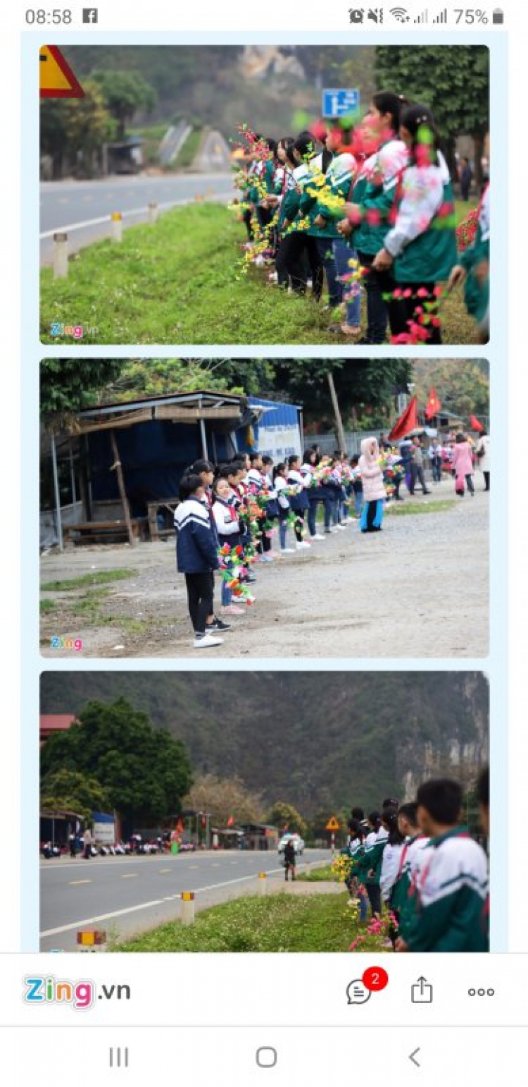 Đón anh Ủn ở ga Đồng Đăng. Đón anh Ủn ở ga Đồng Đăng.
