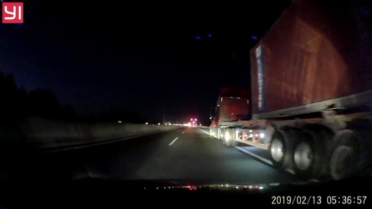 Tai nạn liên hoàn giữa 3 container trên cao tốc Trung Lương khiến tài xế đang cứu hộ tử vong Tai nạn liên hoàn giữa 3 container trên cao tốc Trung Lương khiến tài xế đang cứu hộ tử vong