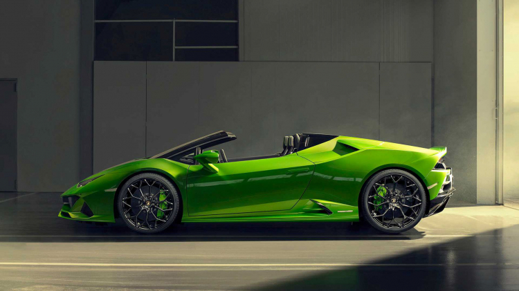 Ra mắt siêu mui trần Lamborghini Huracan EVO Spyder: Kẻ thách thức Ferrari 488 Pista Spyder