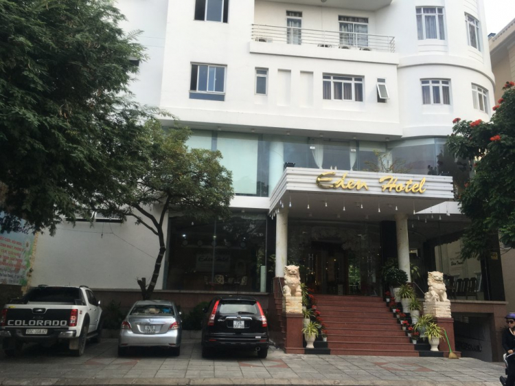 Đầu năm xuyên gần nửa Việt. Đầu năm xuyên gần nửa Việt.