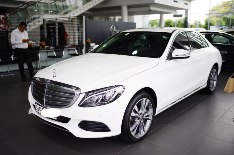 Xe nhà Mercedes C250 Exclusive 2018 cần cho thuê