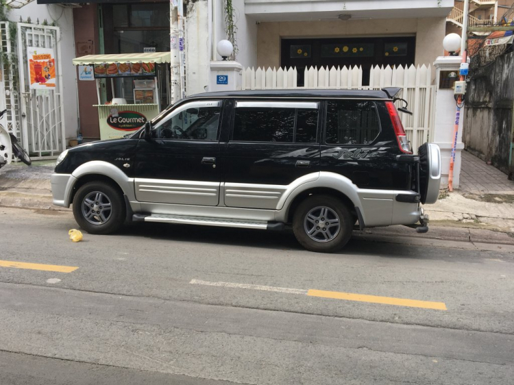 Đầu năm xuyên gần nửa Việt. Đầu năm xuyên gần nửa Việt.