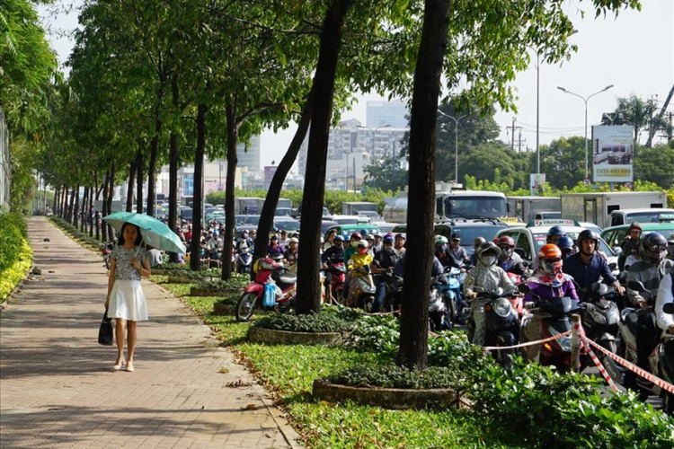 Bất ngờ: Hơn 60% người dân thực hiện khảo sát đồng ý phương án cấm, hạn chế oto, phương tiện cá nhân