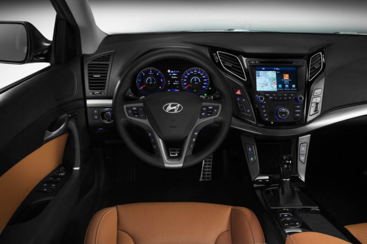 Hyundai i40 Facelift được trang bị hộp số mới DCT 7 cấp