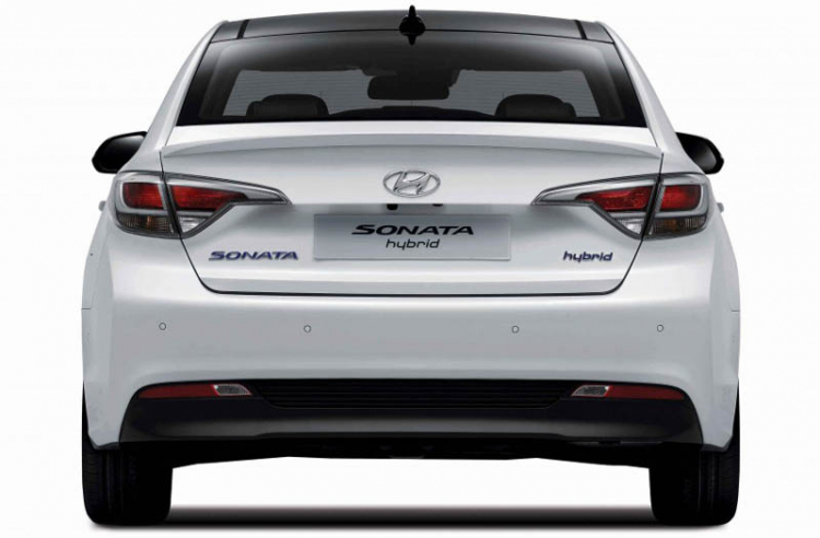 Hyundai Sonata Hybrid 2015 tiêu hao chỉ 5,49 lít/100 km