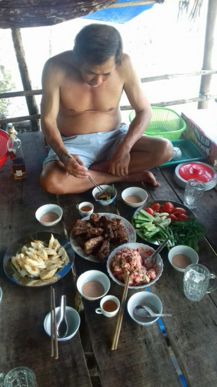 Chia sẻ kinh nghiệm đi vào vùng người dân tộc thiểu số Chia sẻ kinh nghiệm đi vào vùng người dân tộc thiểu số