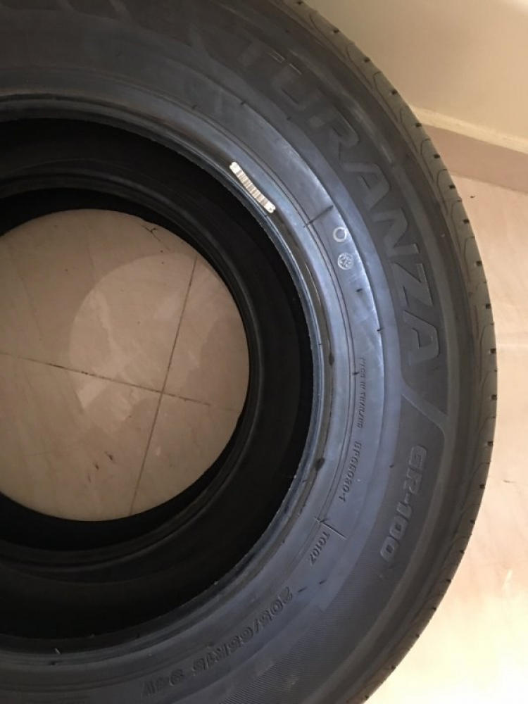 Sale off 4 vỏ 205/65R15 gai GR100 xe innova (5tr/4 vỏ)