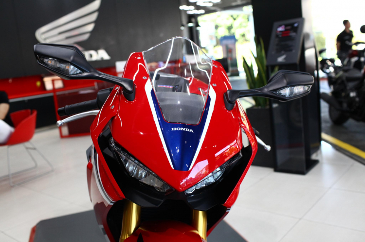 Bộ ba PKL 1000cc bản 2019 của Honda đã về Việt Nam, giá từ khoảng 500tr đến 700tr Bộ ba PKL 1000cc bản 2019 của Honda đã về Việt Nam, giá từ khoảng 500tr đến 700tr