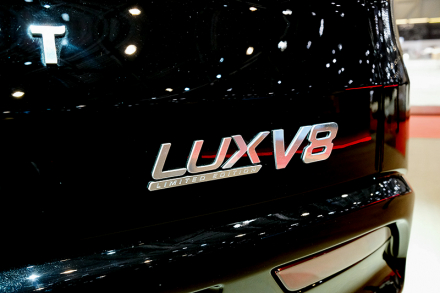 OtoSaigon-VinFast-SUV-Lux-V8-6.jpg