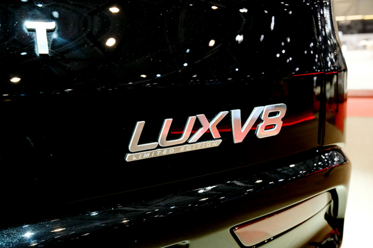 Khả năng cao VinFast SUV Lux V8 sử dụng động cơ V8 6.2L của Chevrolet Corvette?