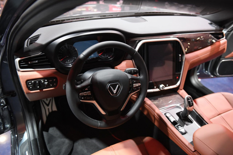 VinFast cho ra mắt 2 dòng xe SUV đặc biệt tại triễn lãm Geneva