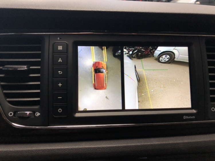 Camera 360 độ OWIN - An toàn tuyệt đối, ghi lại hành trình, vạch dẫn hướng Mercedes chính xác Camera 360 độ OWIN - An toàn tuyệt đối, ghi lại hành trình, vạch dẫn hướng Mercedes chính xác