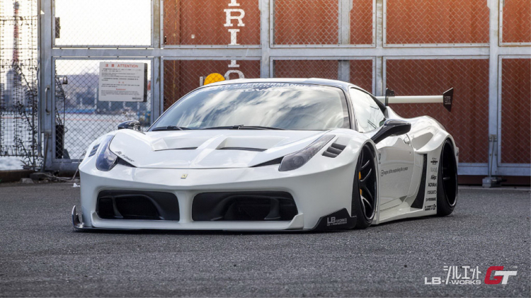 Liberty Walk ra mắt bộ kit wide-body mới cho Ferrari 458 Italia