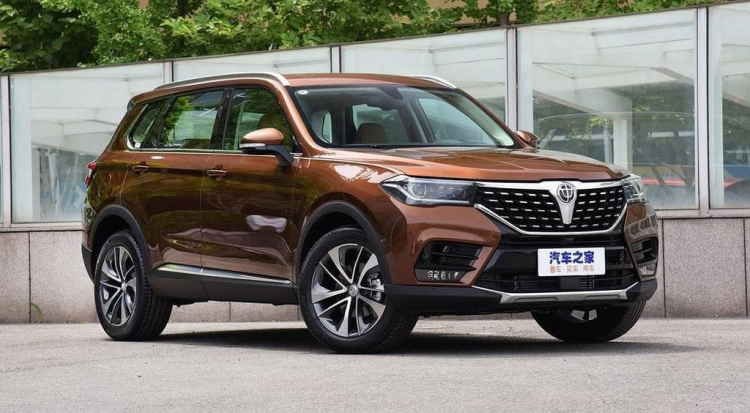 Tỷ phú Phạm Nhật Vượng cho biết sẽ đổi từ Lexus LX570 sang VinFast Lux SA2.0 Tỷ phú Phạm Nhật Vượng cho biết sẽ đổi từ Lexus LX570 sang VinFast Lux SA2.0