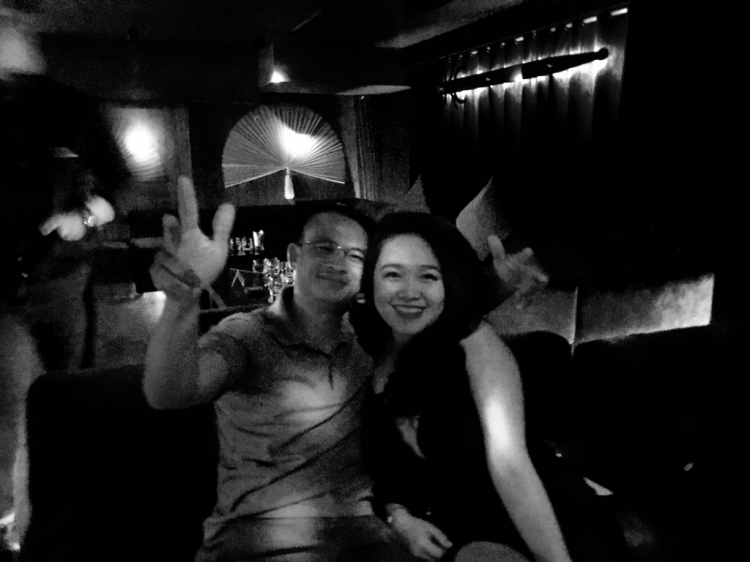 Thầy nấu bia tây lông của mình thật tháo vát. Thầy nấu bia tây lông của mình thật tháo vát.