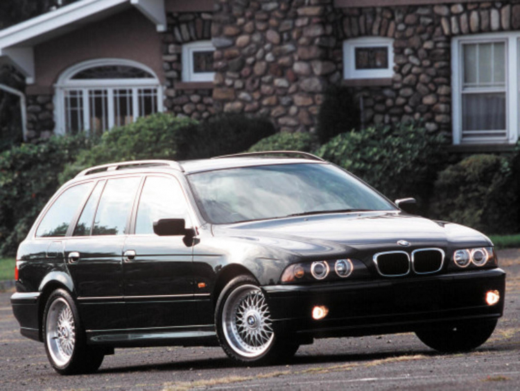 “Của lạ” BMW 520d Touring đời 2003 rao bán với giá 230 triệu tại TP. HCM
