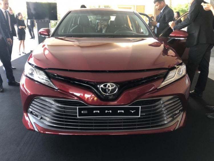 Toyota Camry thế hệ mới đã về đến Việt Nam; sắp sửa ra mắt Toyota Camry thế hệ mới đã về đến Việt Nam; sắp sửa ra mắt