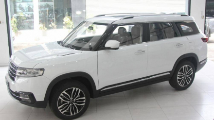 baic-q7-1552375296-width1004height565.jpg