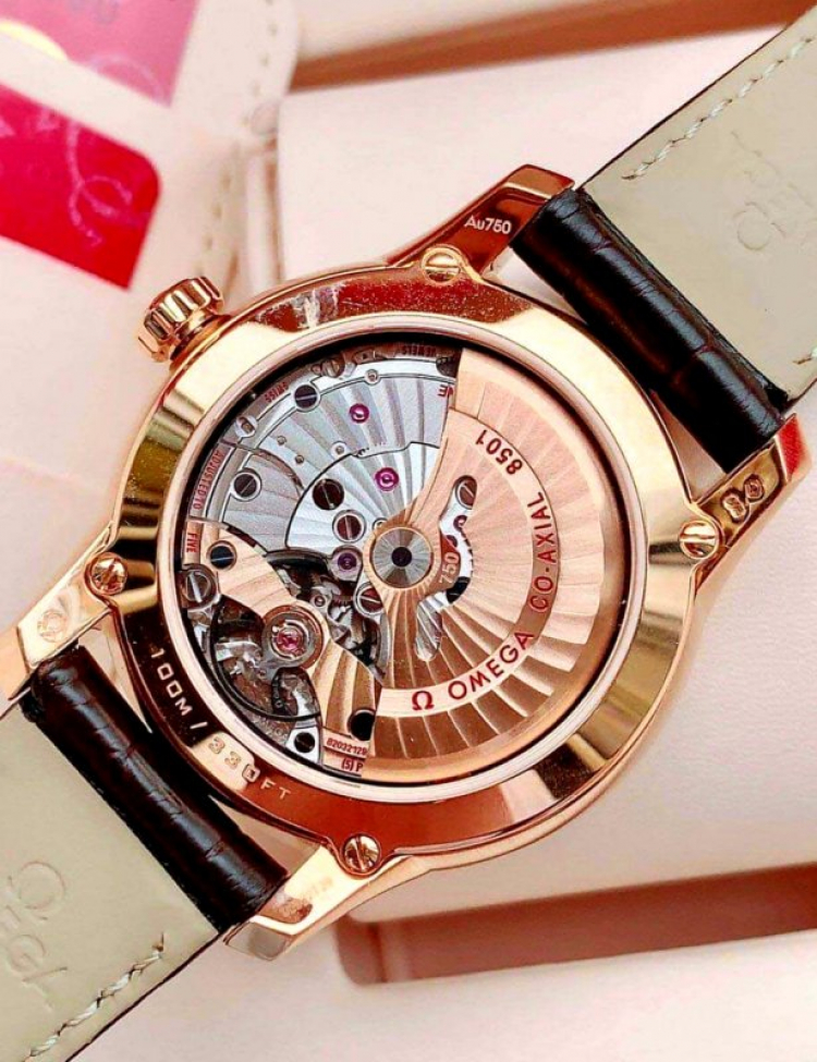 Bàn về đồng hồ Bàn về đồng hồ
