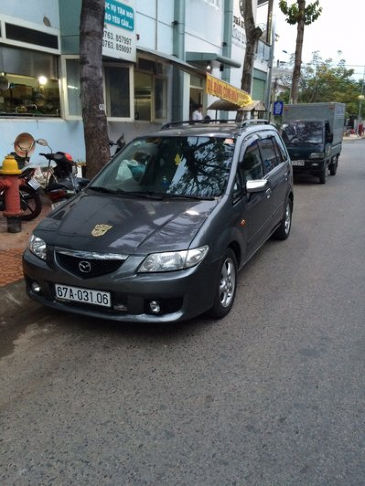 Giá của Mazda Premacy 2003?